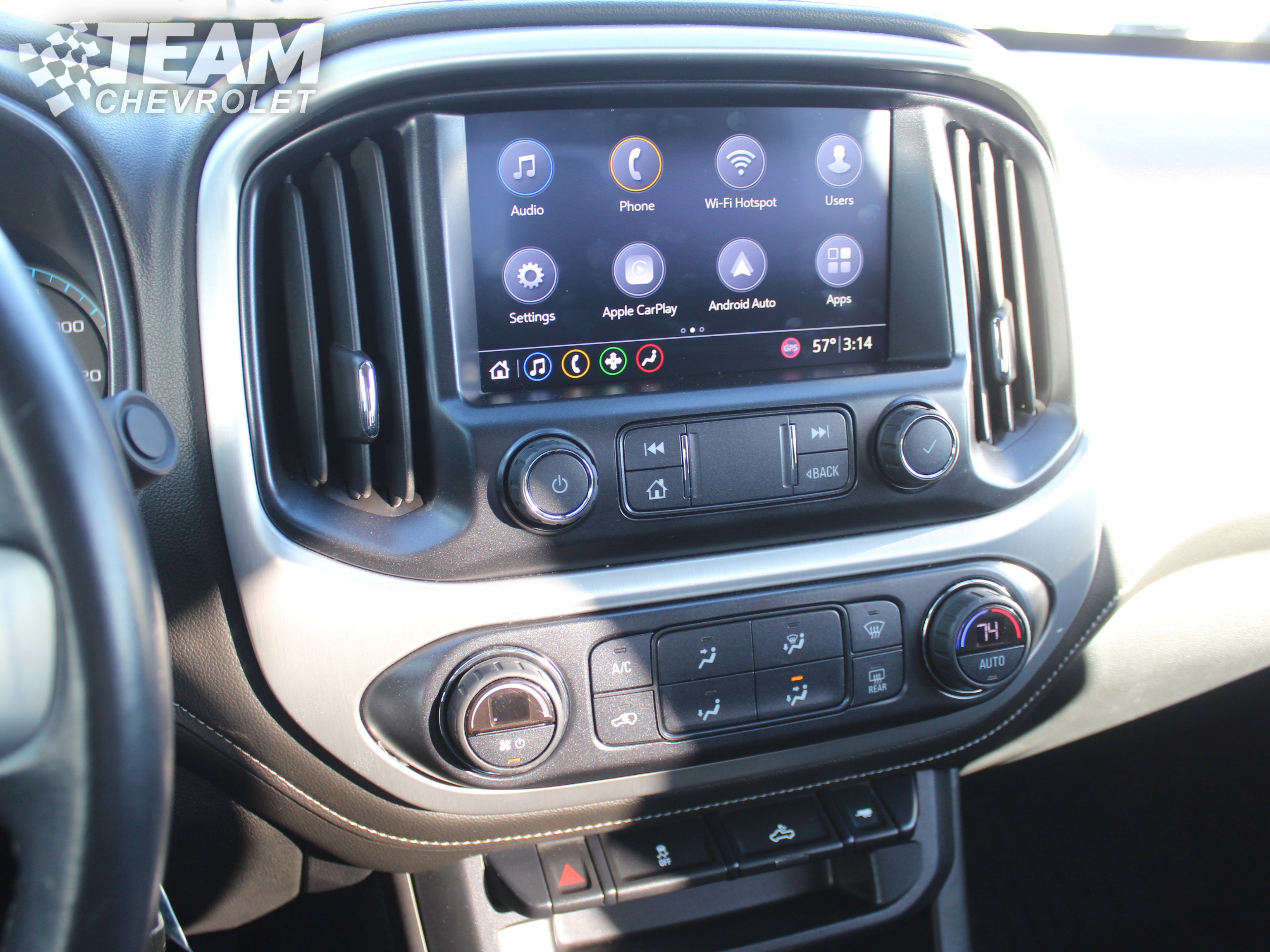 Used 2019 GMC Canyon SLE w/ SLE Convenience Package image 14