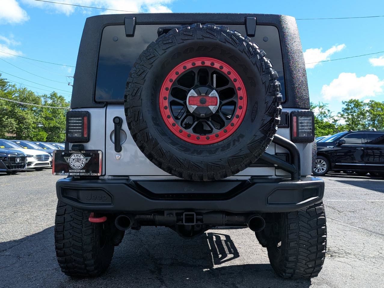 Used 2017 Jeep Wrangler Rubicon AWD/4WD image 9