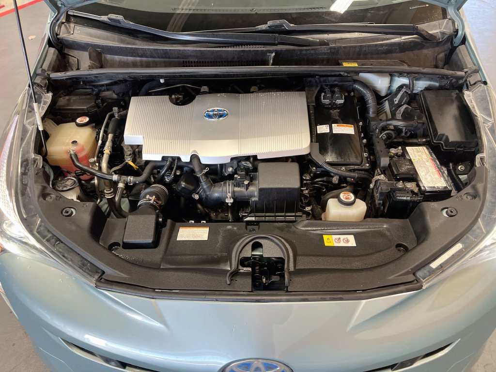 Used 2017 Toyota Prius Four FWD image 30