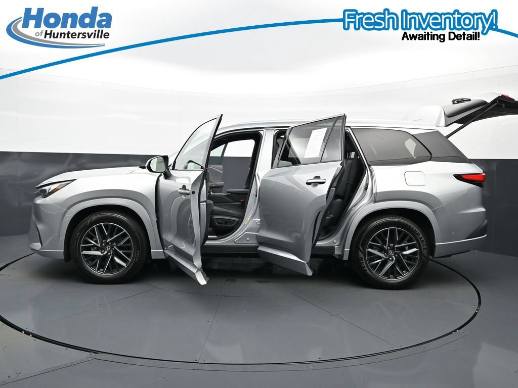Used 2025 Lexus TX 350 AWD w/ Technology Package image 43