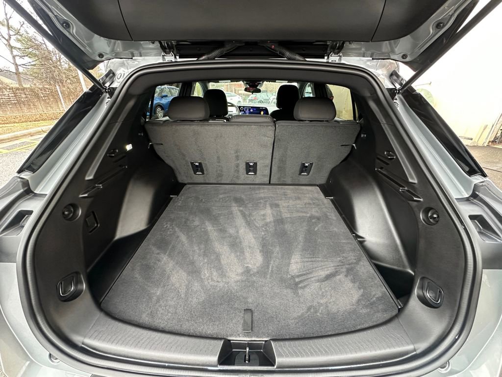 Used 2025 Chevrolet Equinox EV LT image 25