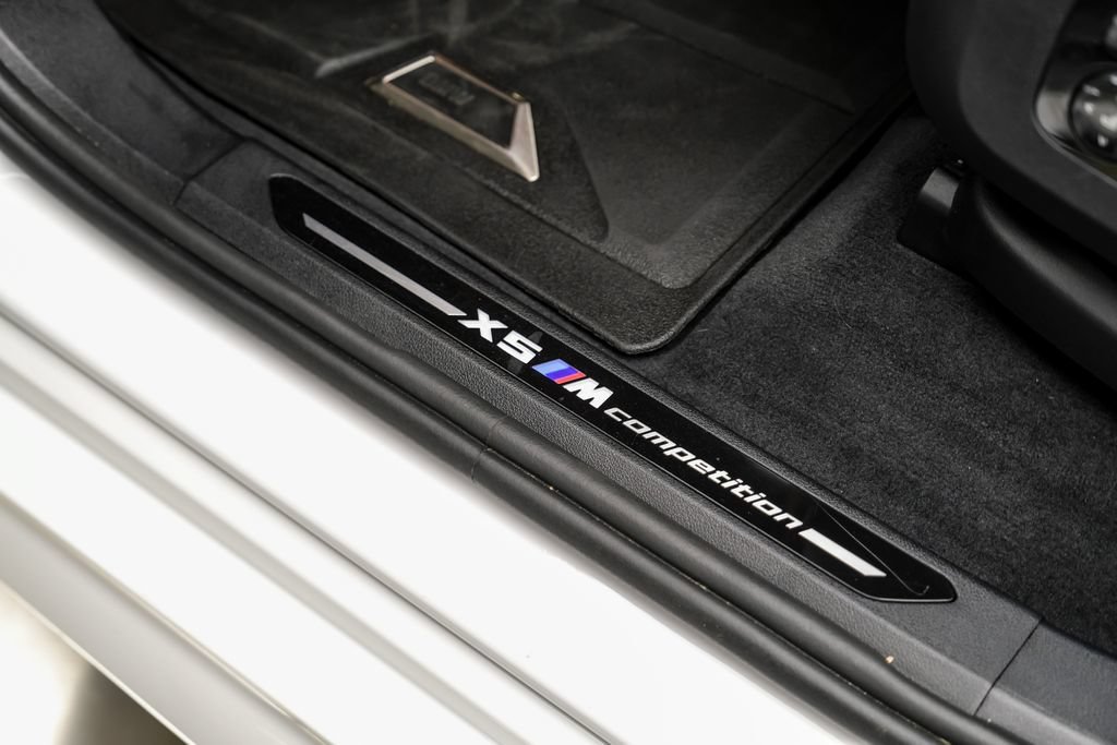 Used 2024 BMW X5 M Competition w/ Executive Package AWD/4WD image 37