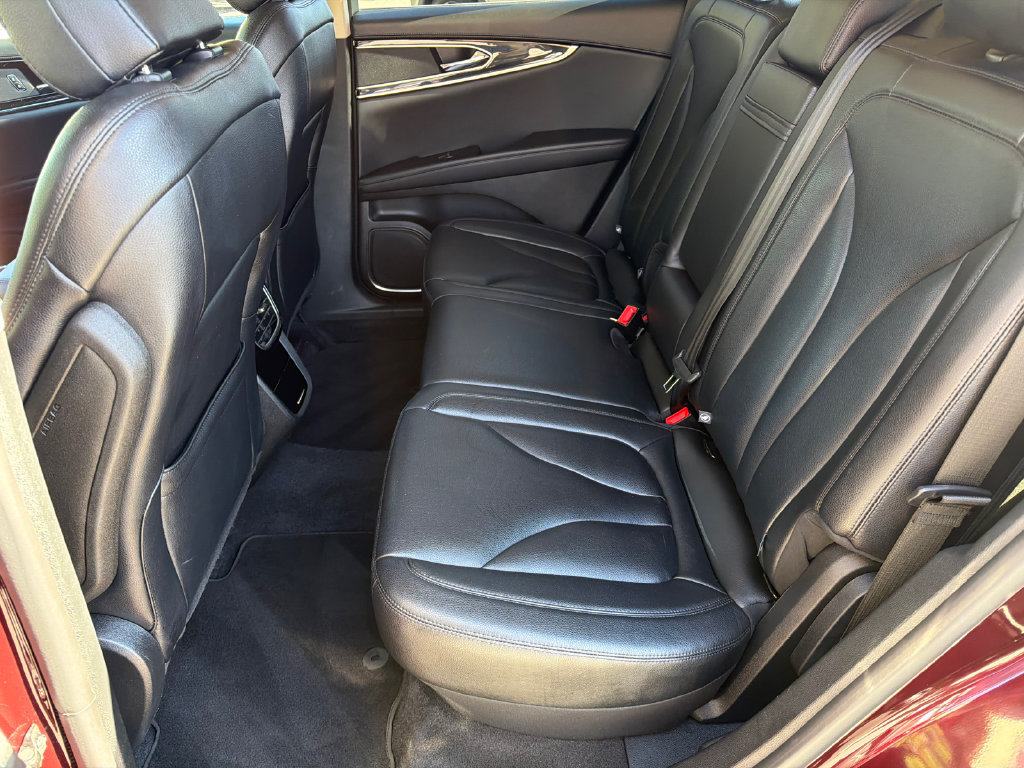 Used 2023 Lincoln Nautilus AWD w/ Premium Package image 21