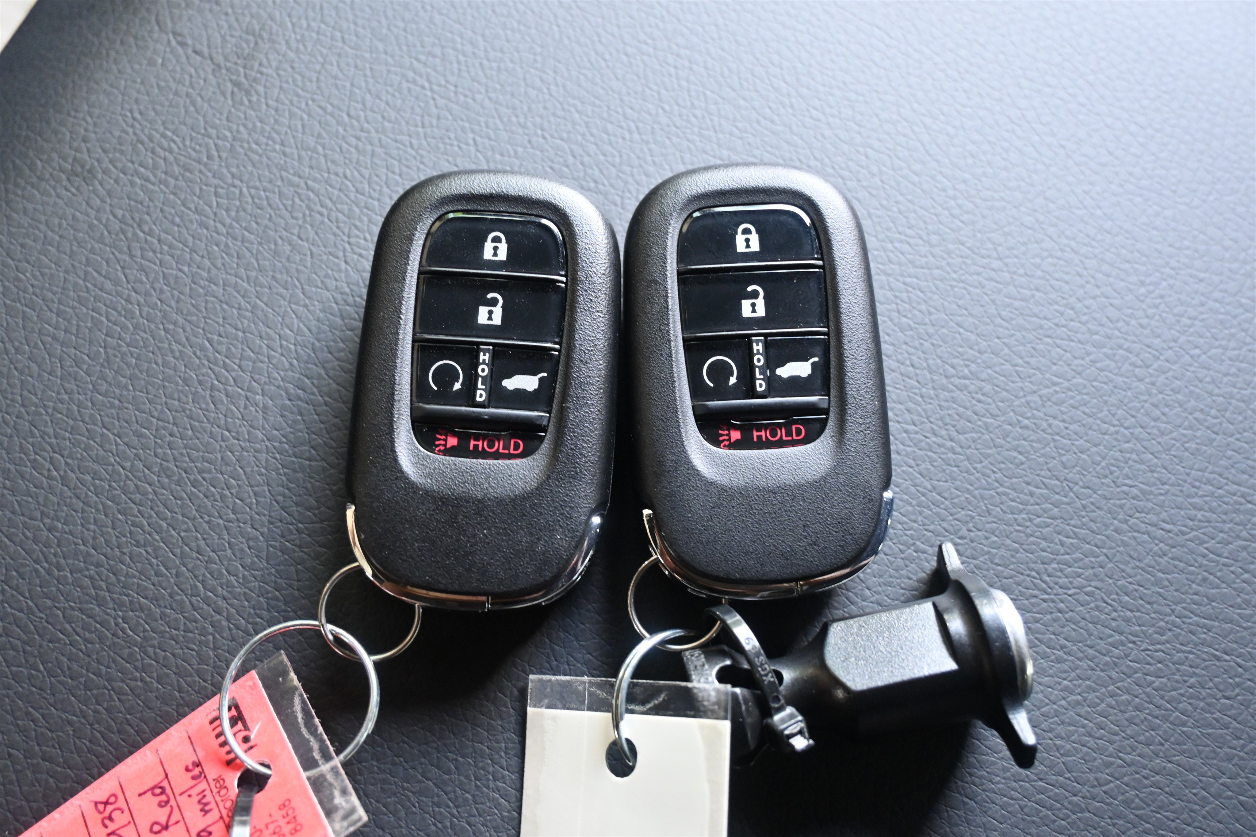 Used 2025 Honda Pilot TrailSport image 37
