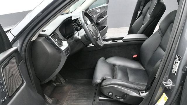 Used 2019 Volvo XC60 T6 Momentum w/ Advanced Package AWD/4WD image 26