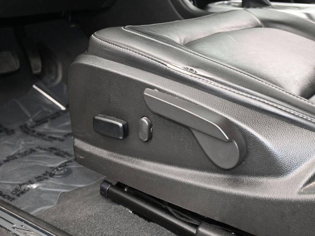 Used 2022 Chevrolet Colorado ZR2 image 12