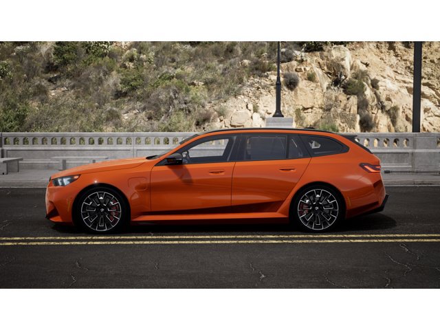 New 2027 BMW M5 Touring AWD/4WD image 4