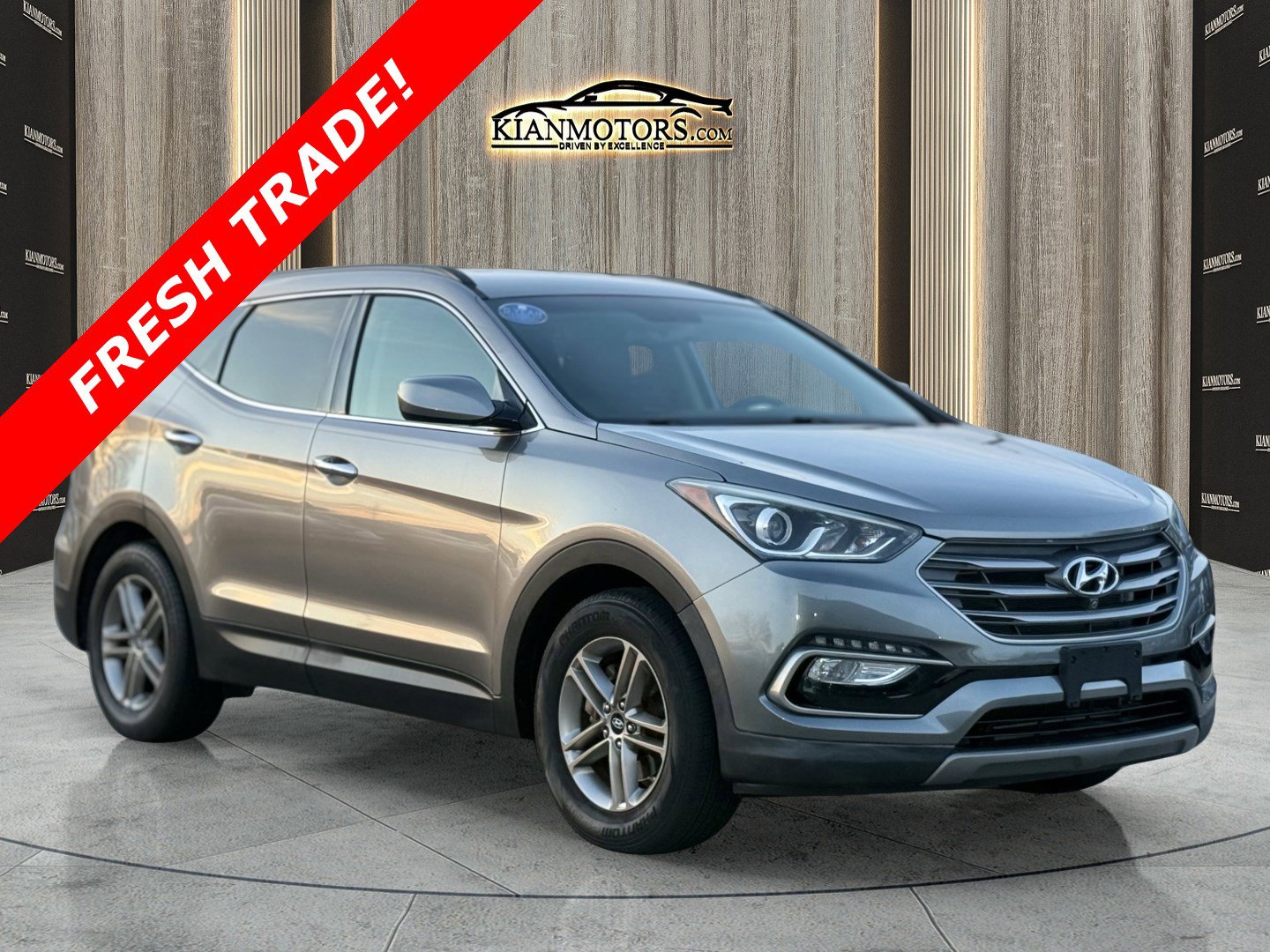 Used 2017 Hyundai Santa Fe Sport FWD image 1