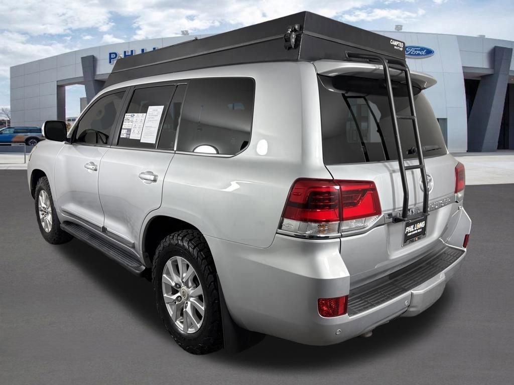 Used 2016 Toyota Land Cruiser image 5
