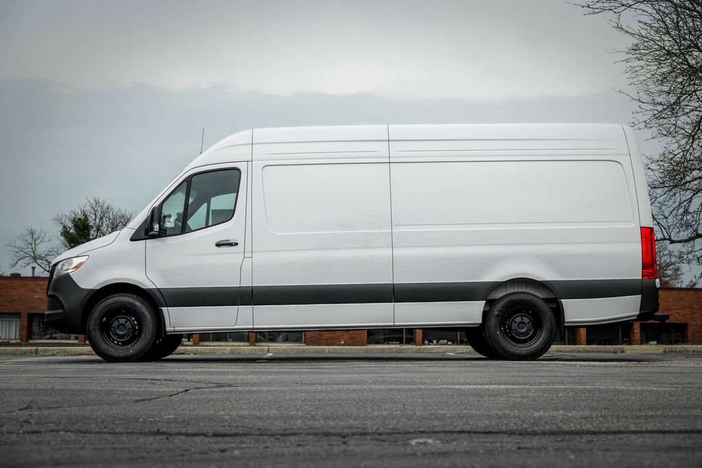 Used 2026 Mercedes-Benz Sprinter 2500 video 3