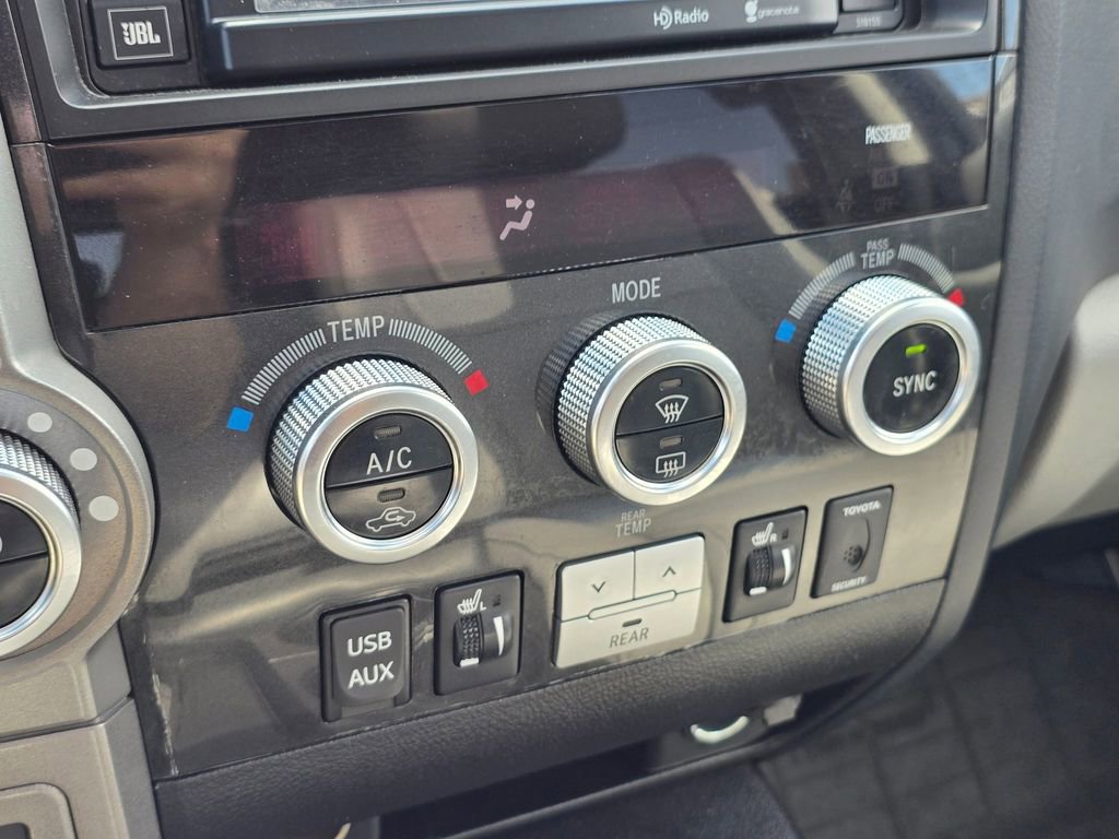 Used 2016 Toyota Sequoia Limited image 31