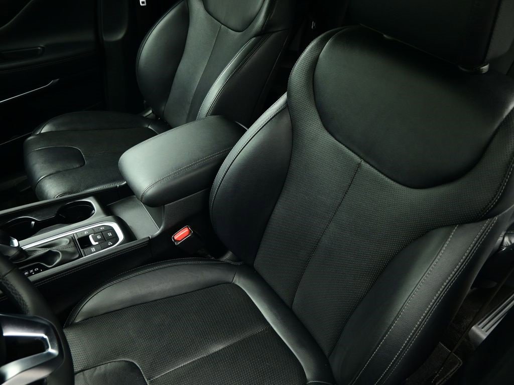 Used 2019 Hyundai Santa Fe Limited image 23