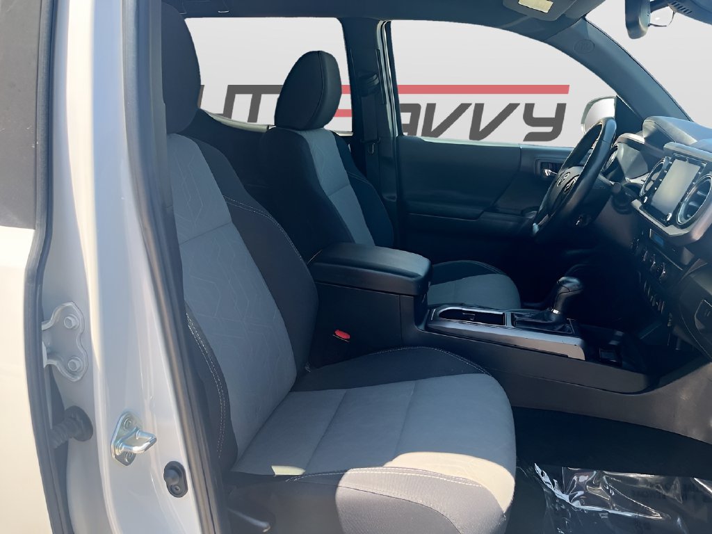 Used 2022 Toyota Tacoma TRD Sport AWD/4WD image 27