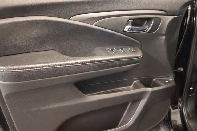 Used 2021 Honda Ridgeline Sport image 7