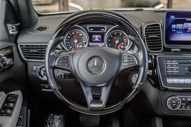 Used 2018 Mercedes-Benz GLS 550 4MATIC image 33