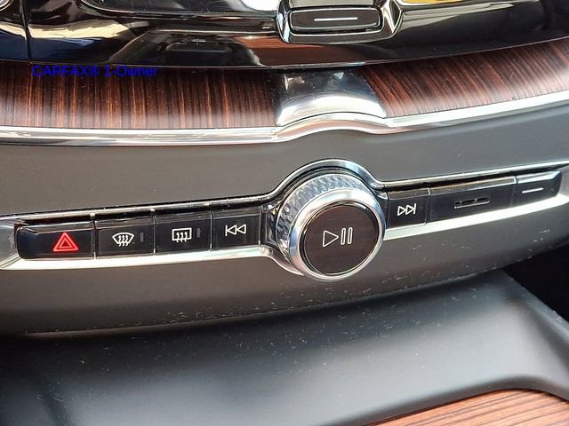 Certified 2023 Volvo XC60 B5 Plus image 19