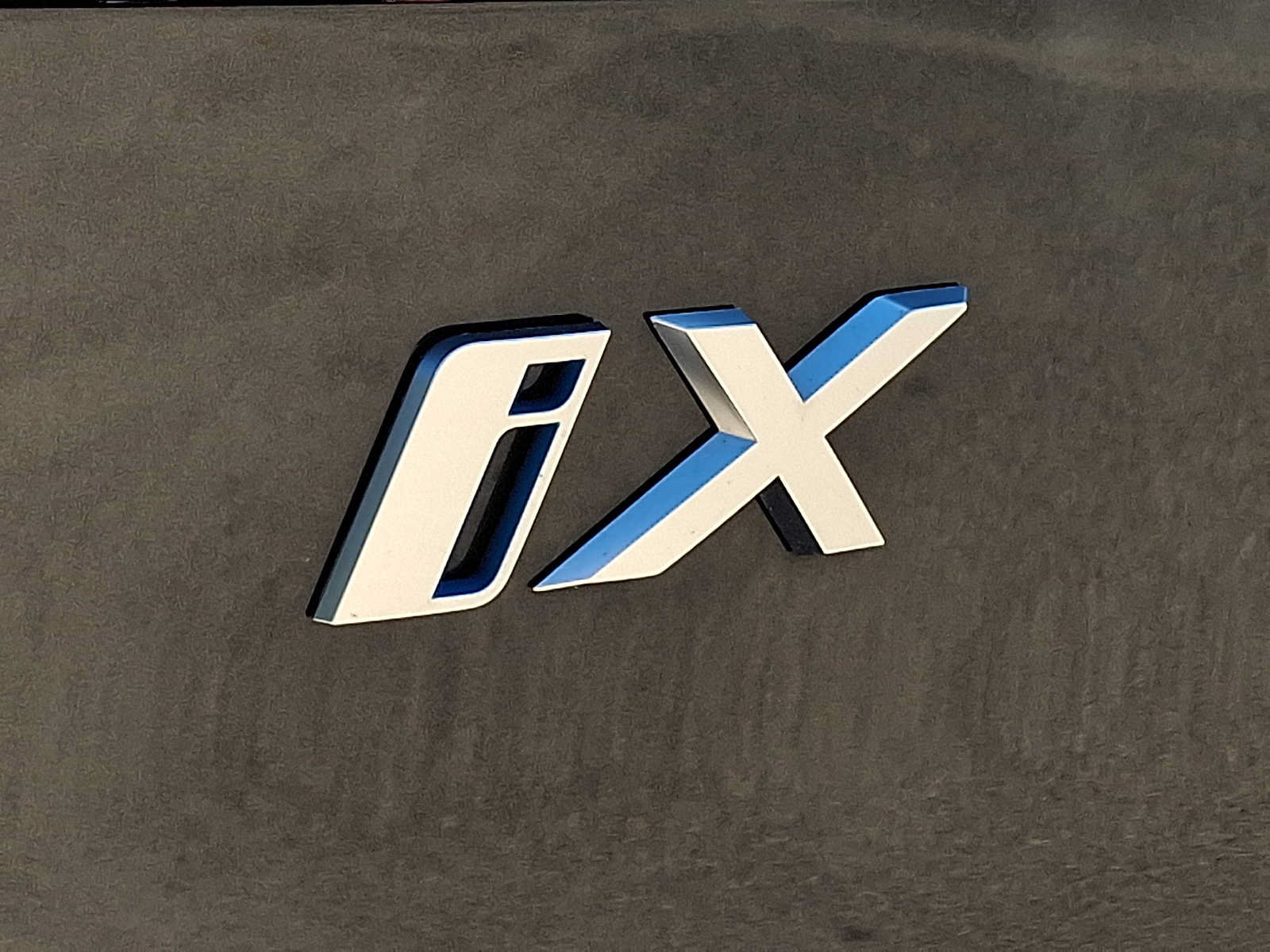 Certified 2024 BMW iX xDrive50 w/ Sport Package AWD/4WD image 30