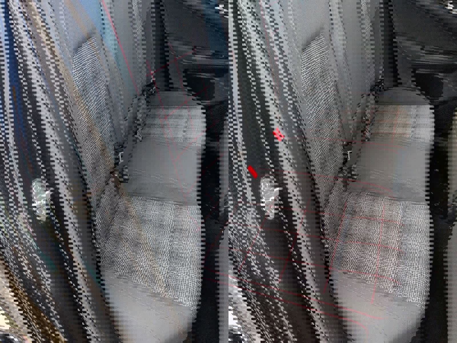 Used 2022 Volkswagen GTI S image 21