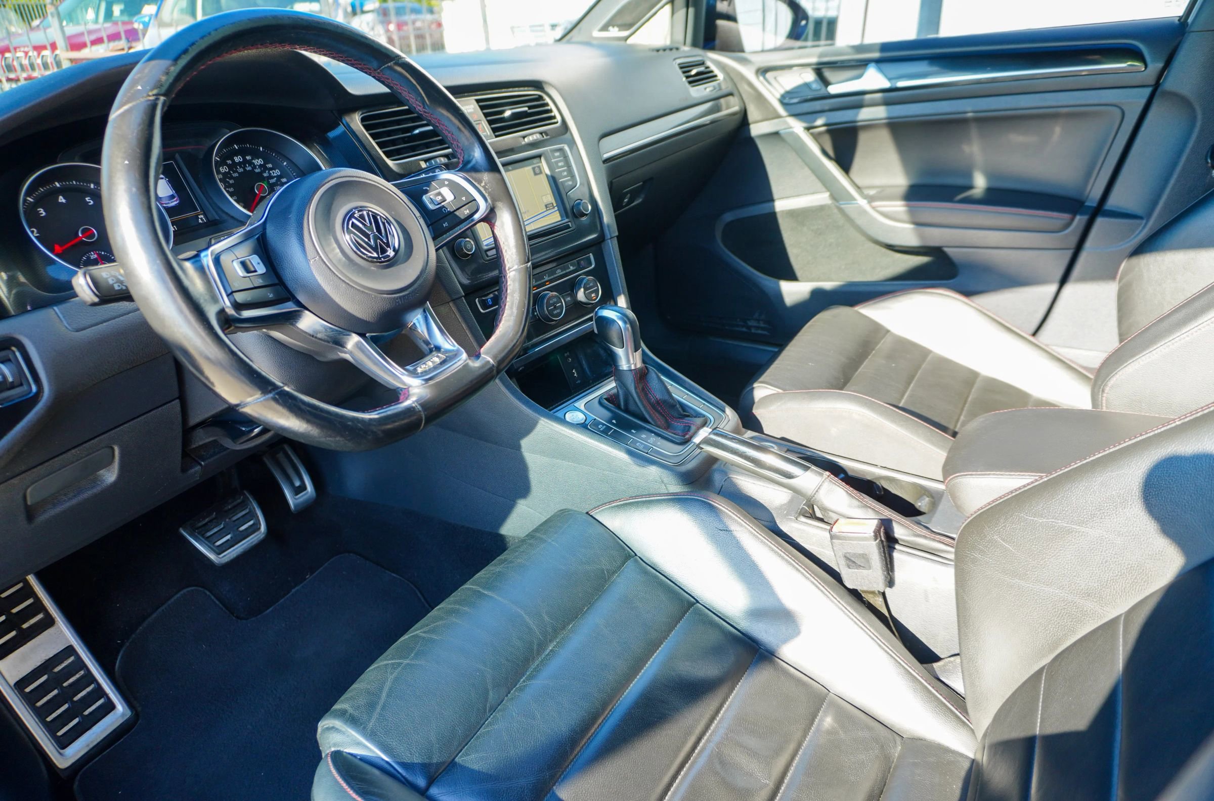 Used 2016 Volkswagen GTI Autobahn image 18