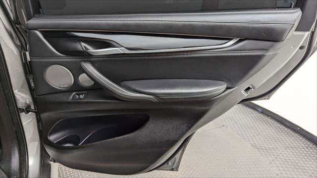 Used 2018 BMW X5 M image 19