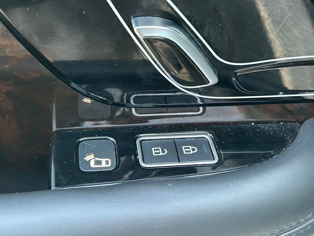 Used 2022 Land Rover Range Rover P525 Westminster Edition AWD/4WD image 20