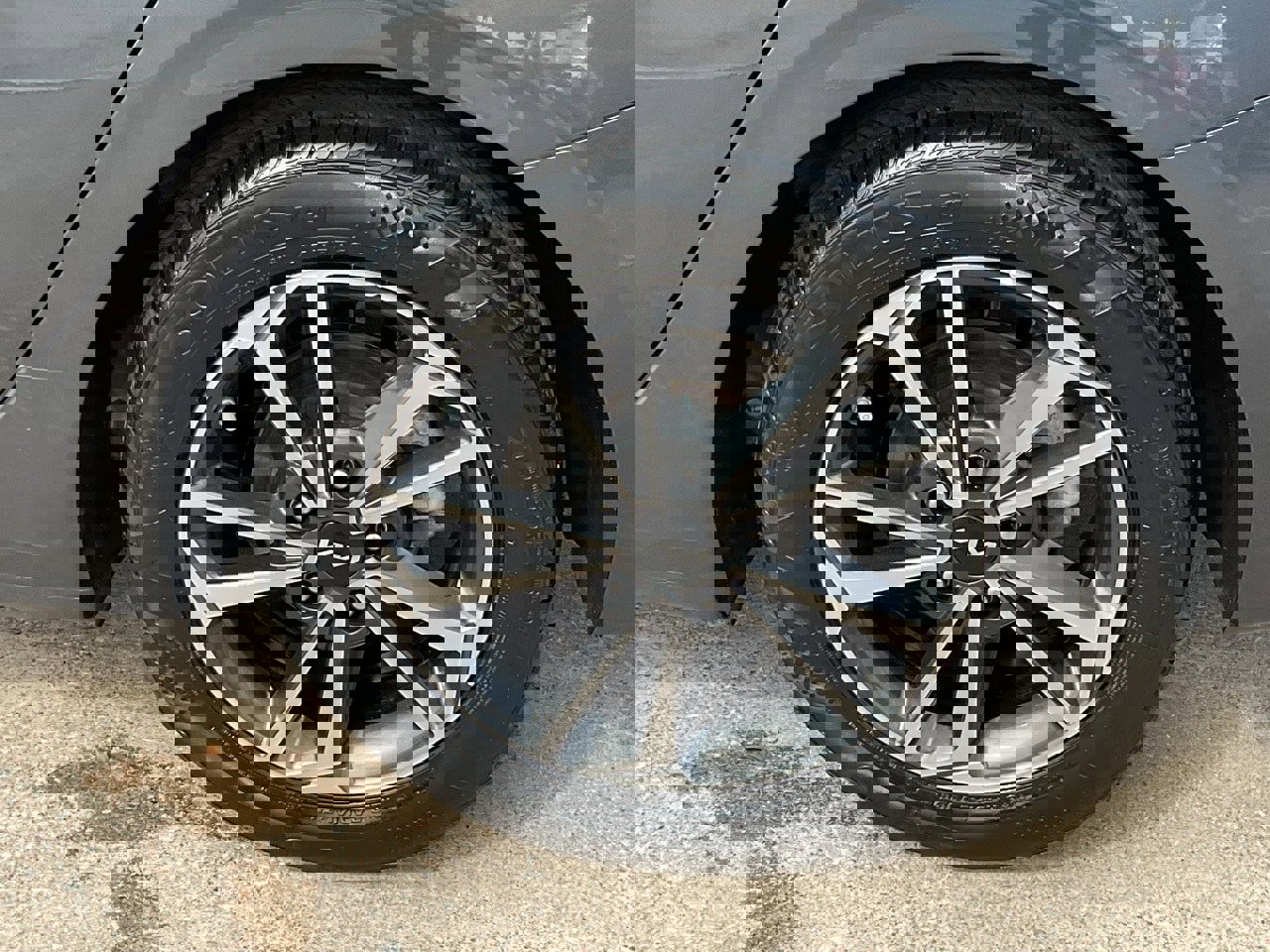 Used 2024 Kia Forte LXS w/ LXS Technology Package image 8