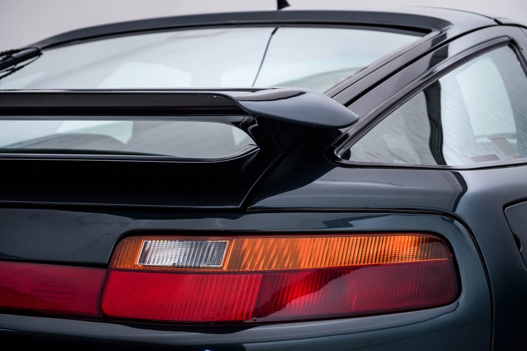 Used 1995 Porsche 928 GTS image 11
