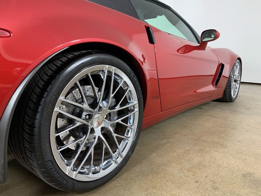 Used 2013 Chevrolet Corvette 427 w/ 1SC Preferred Equipment Group RWD image 9