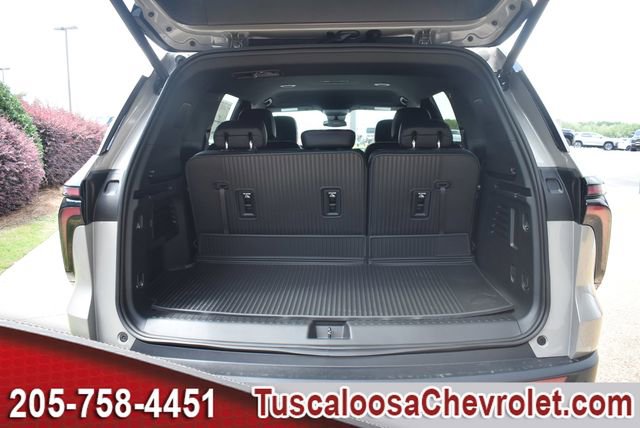 New 2026 Chevrolet Traverse Z71 w/ LPO, Floor Liner Package AWD/4WD image 10
