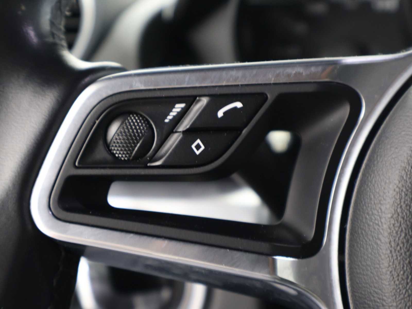 Used 2018 Porsche 718 Cayman RWD image 23