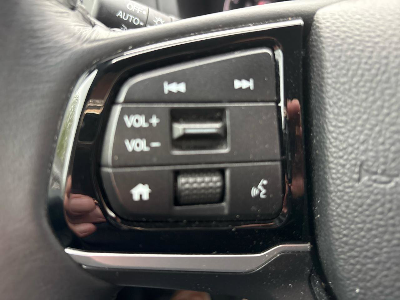Used 2025 Honda Odyssey EX-L image 14