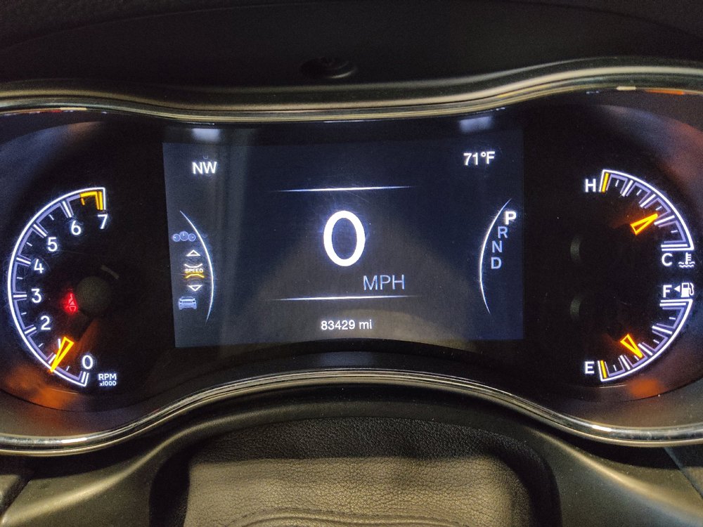 Used 2019 Jeep Grand Cherokee Altitude RWD image 23