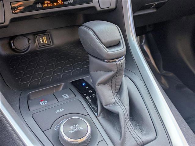 Used 2025 Toyota RAV4 LE image 11
