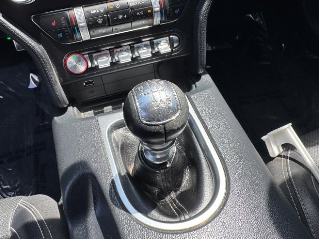 Used 2022 Ford Mustang GT Premium image 28