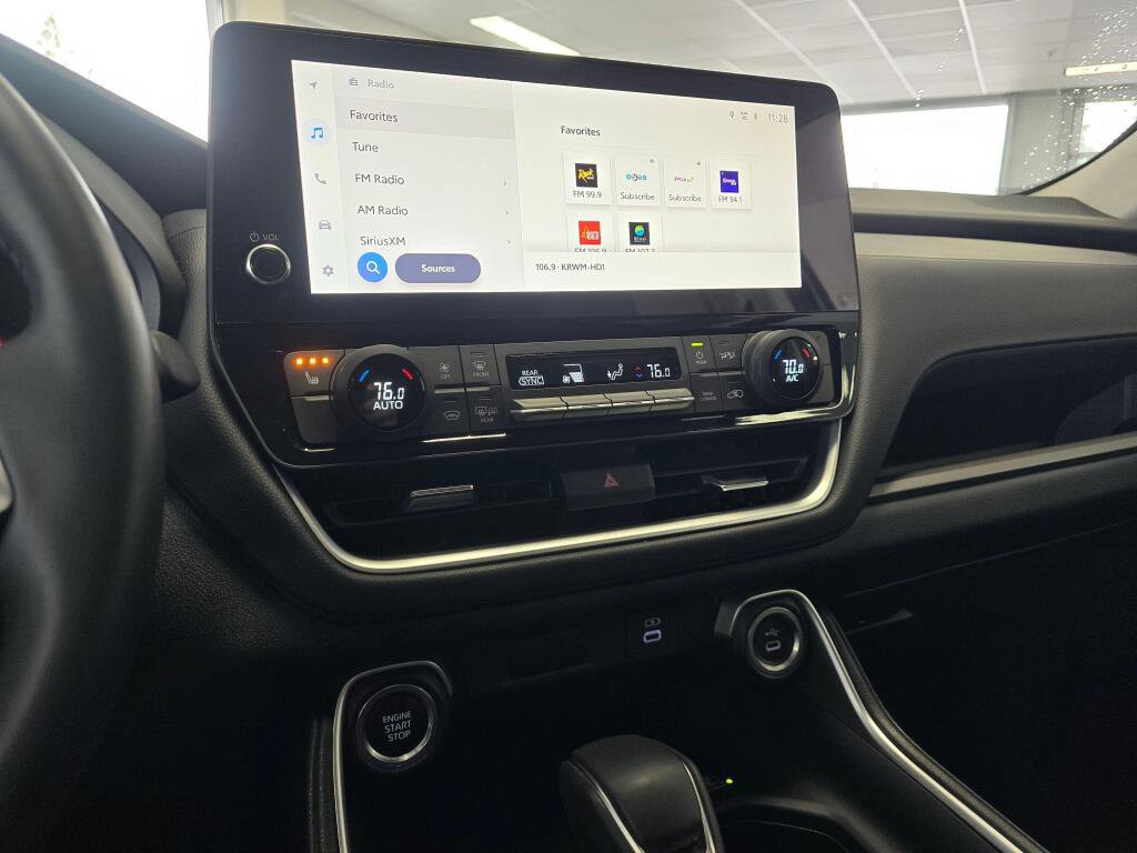 Certified 2024 Toyota Grand Highlander XLE image 29