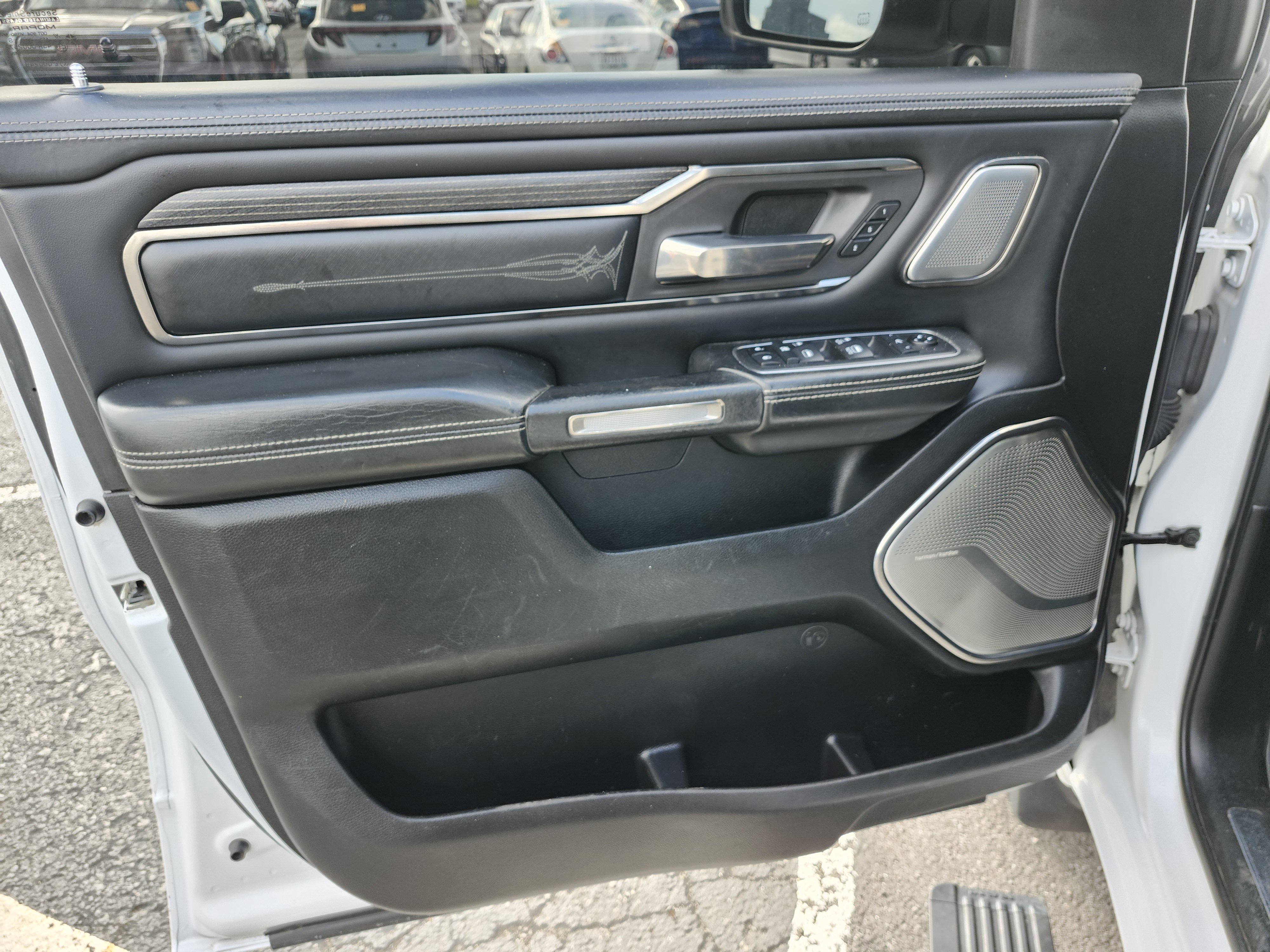 Used 2019 RAM 1500 Limited image 28