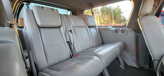 Used 2014 Lincoln Navigator L 4WD image 12