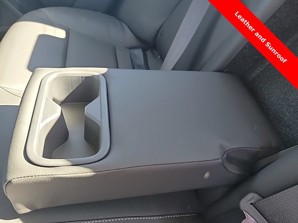 New 2025 Nissan Altima 2.5 SR w/ SR Premium Package FWD image 35