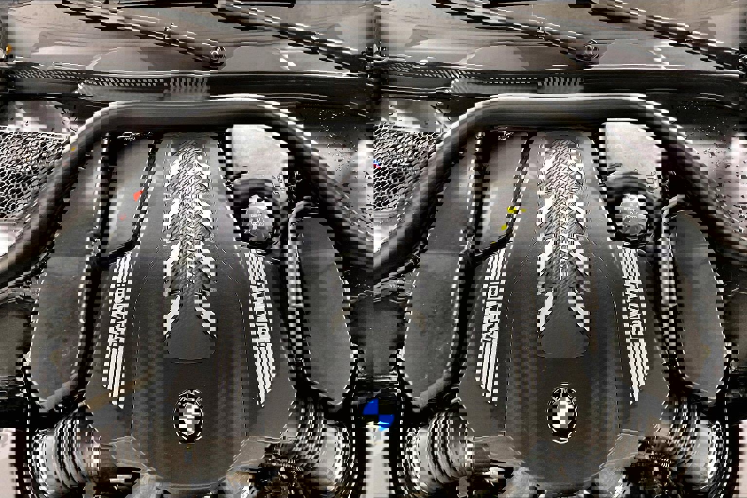 Certified 2024 BMW M850i xDrive Coupe image 32