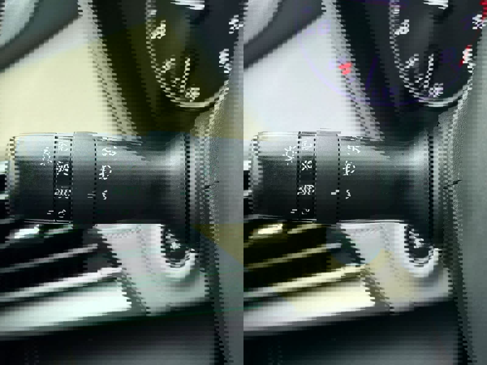 Used 2021 Subaru Outback Limited image 27