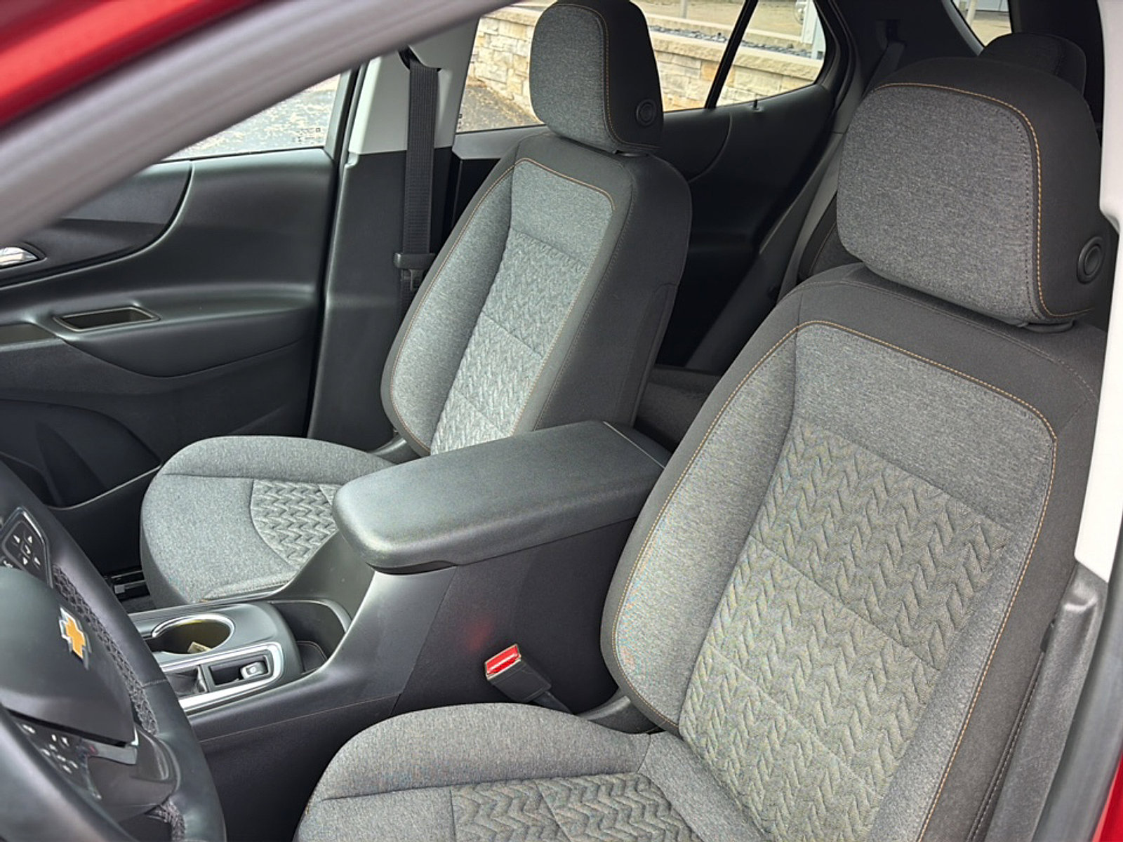 Used 2024 Chevrolet Equinox LT FWD image 14