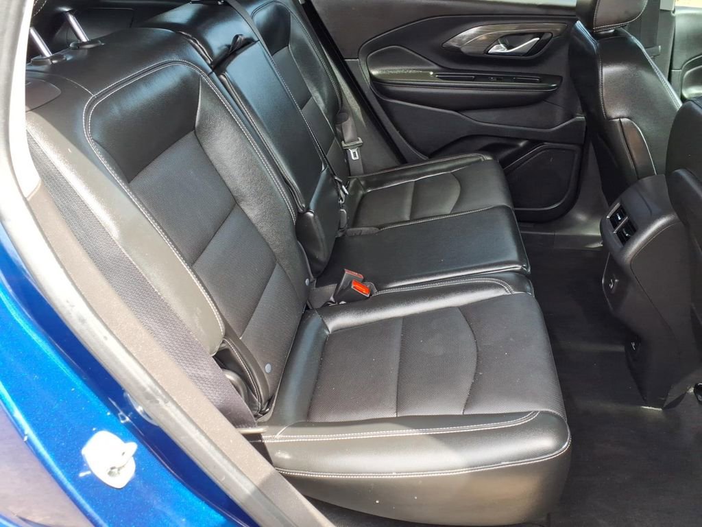 Certified 2023 GMC Terrain SLT w/ Tech Package FWD image 13