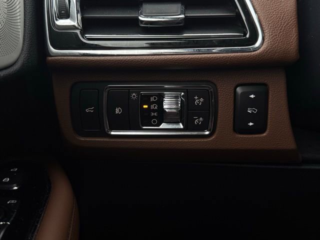 Used 2022 Lincoln Navigator Reserve image 37
