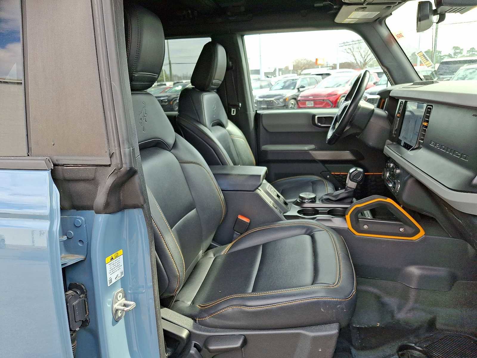 Used 2023 Ford Bronco Badlands image 32