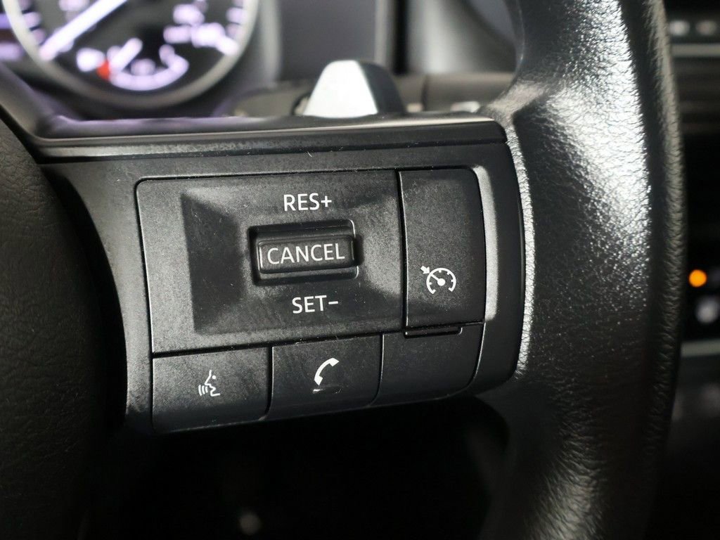Used 2023 Nissan Rogue S AWD/4WD image 37