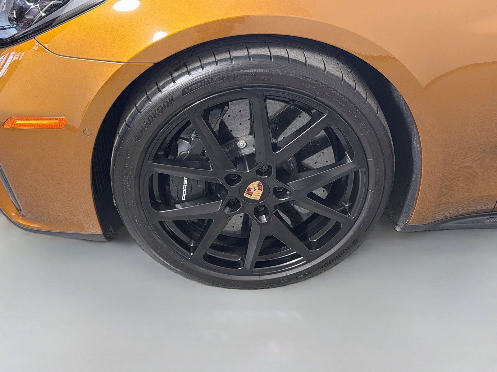 Certified 2025 Porsche Panamera GTS AWD/4WD image 11