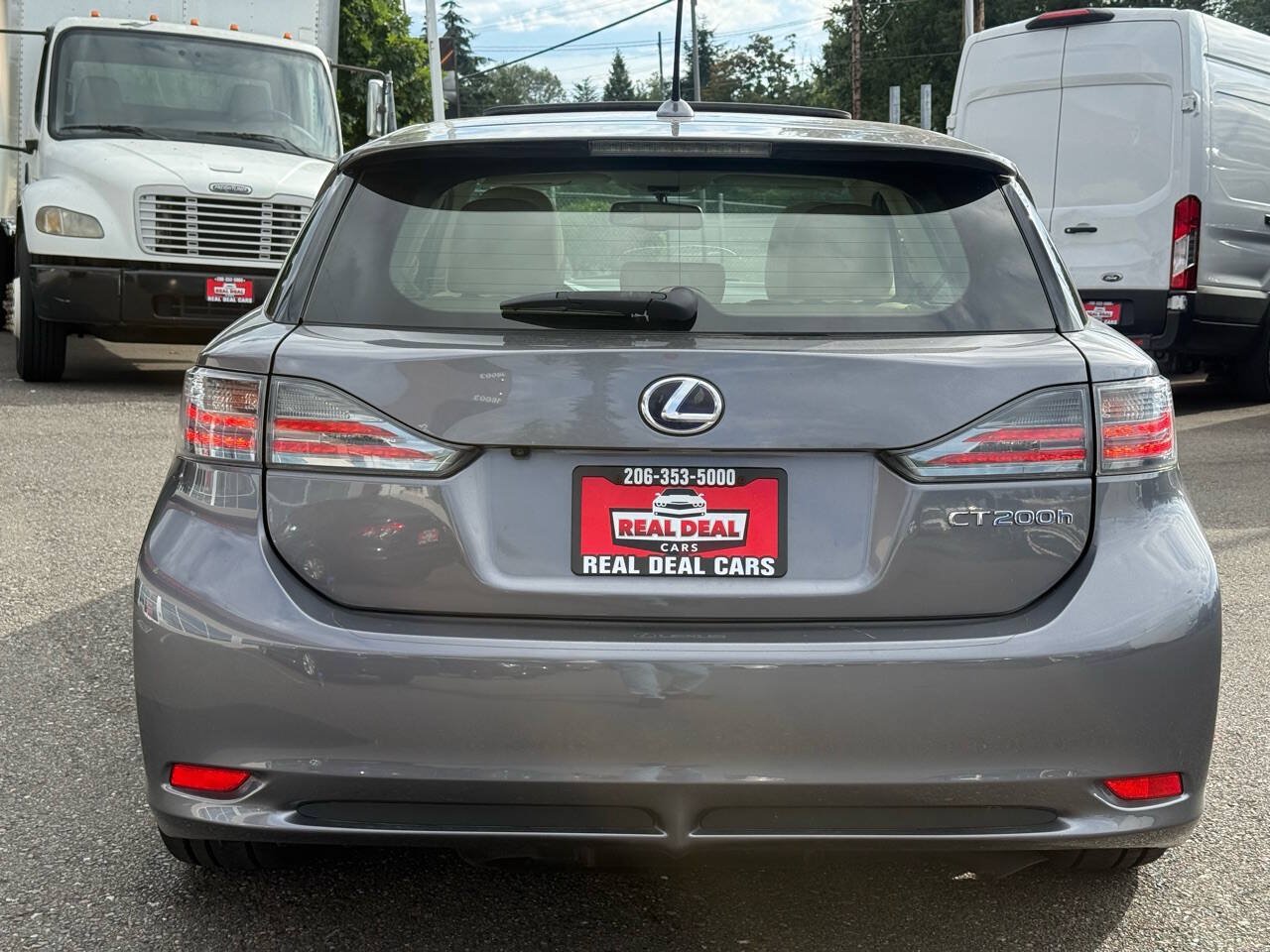 Used 2013 Lexus CT 200h w/ Seat Comfort Pkg FWD image 2