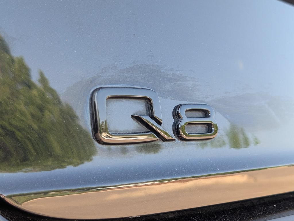 Used 2021 Audi Q8 Premium Plus w/ Premium Plus Package AWD/4WD image 13
