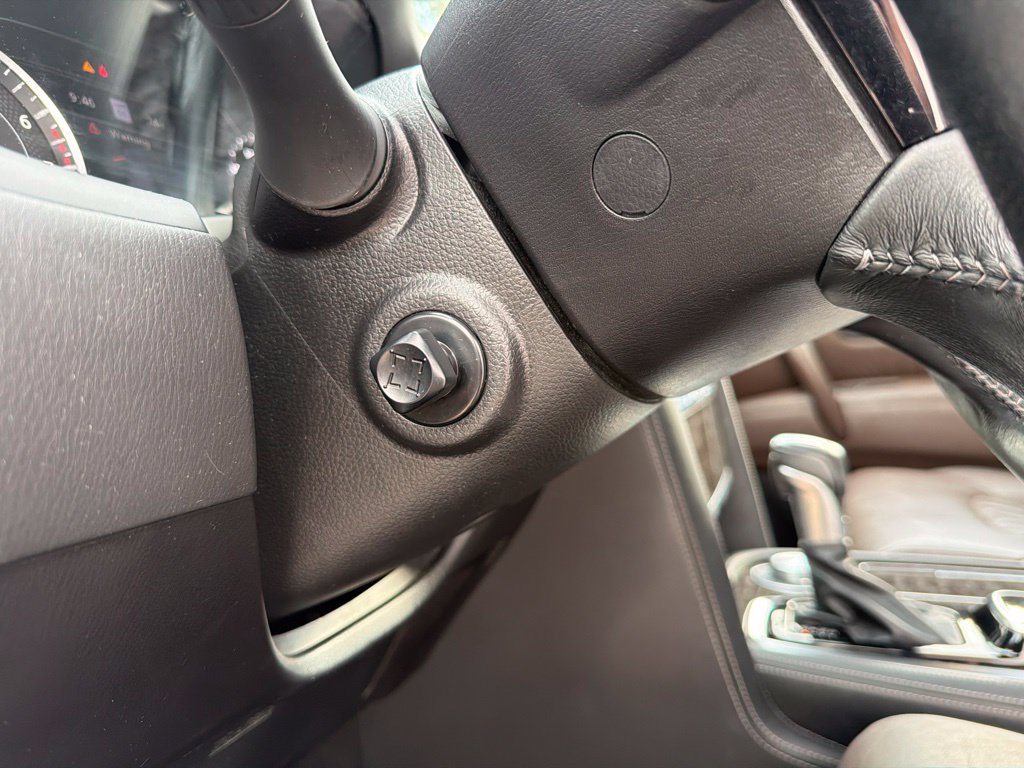 Used 2023 Nissan Armada Platinum w/ Captain's Chairs Package AWD/4WD image 54