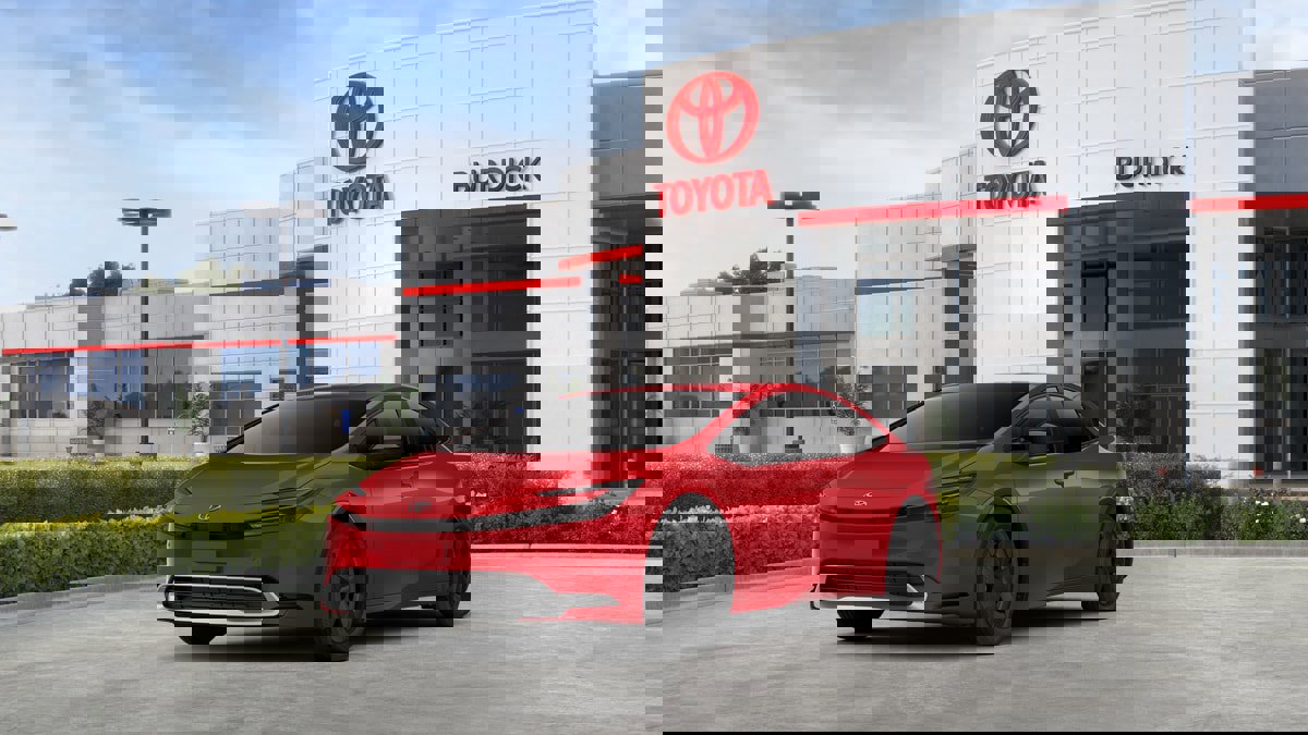 New 2026 Toyota Prius Plug-In Hybrid image 2